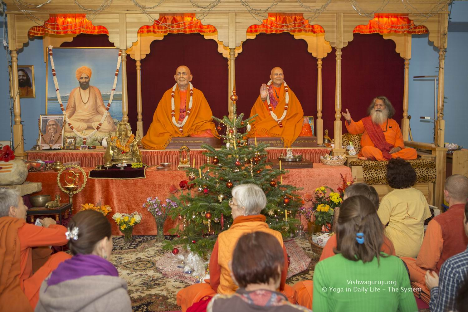 Christmas Satsang with Vishwaguruji at Guruji Ashram in Vienna, Austria